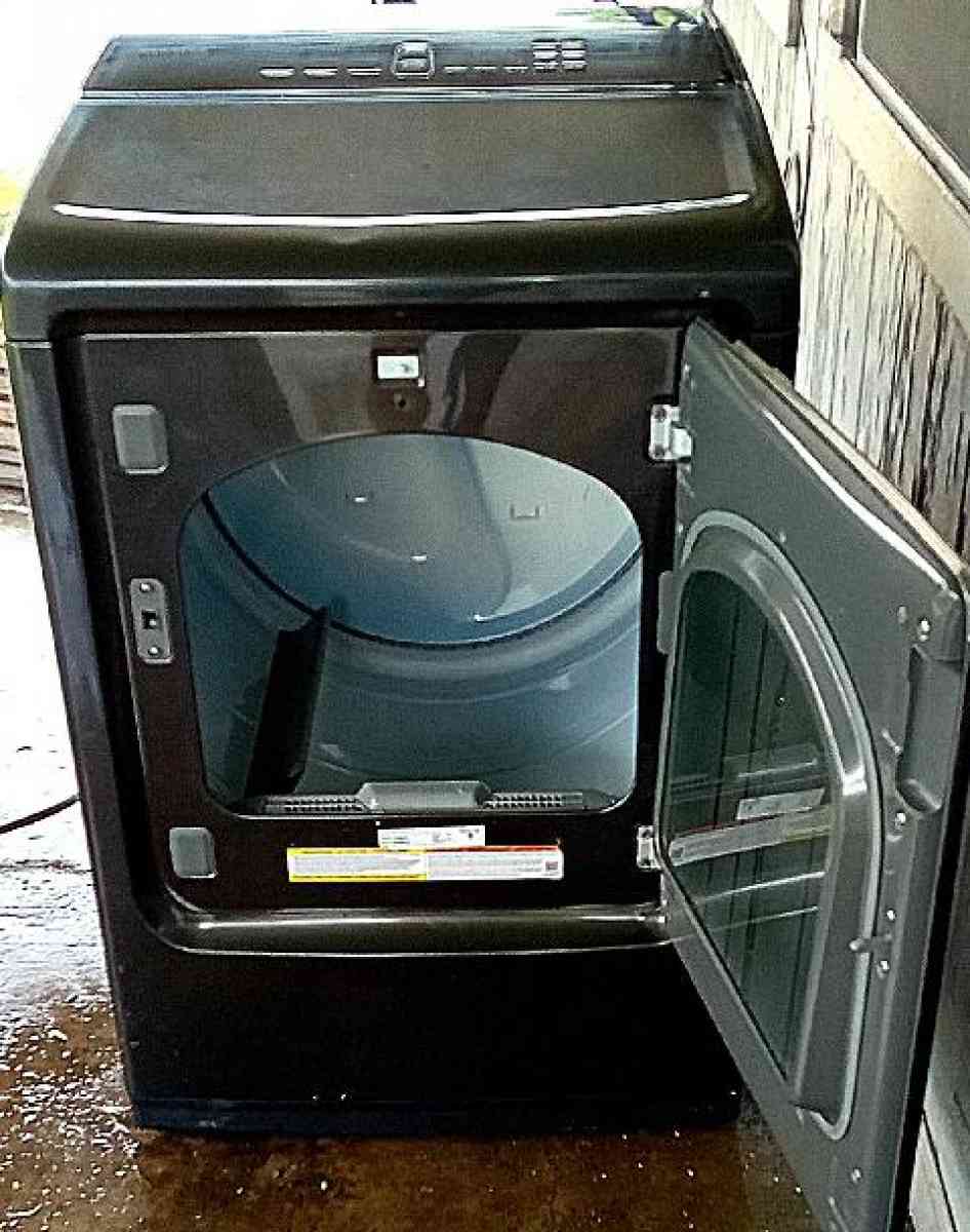 2022 Samsung stainless steel washer and dryer set