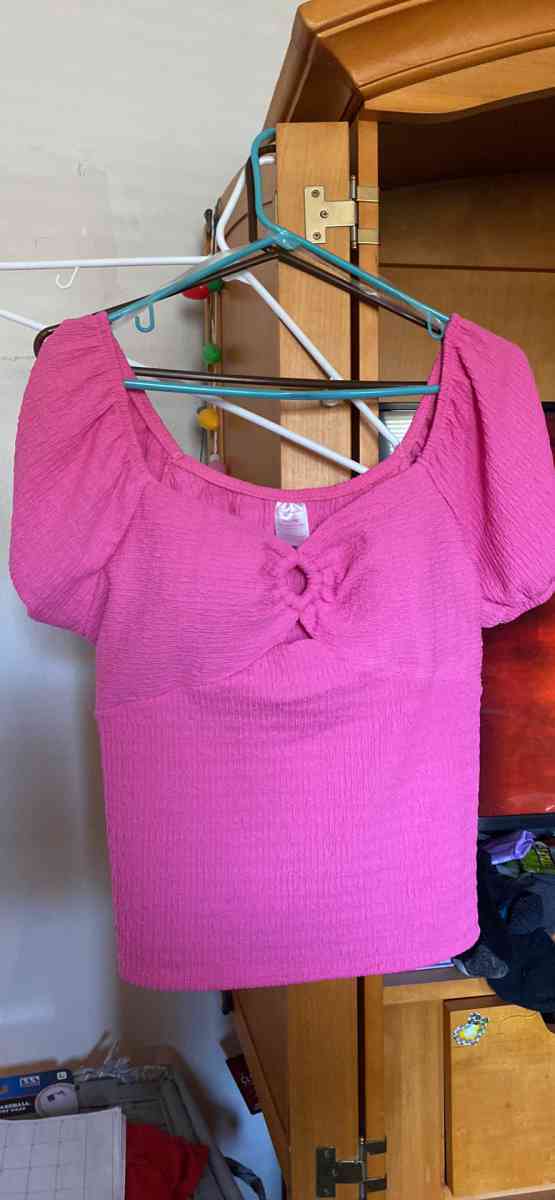 No Boundaries blouse size XXL