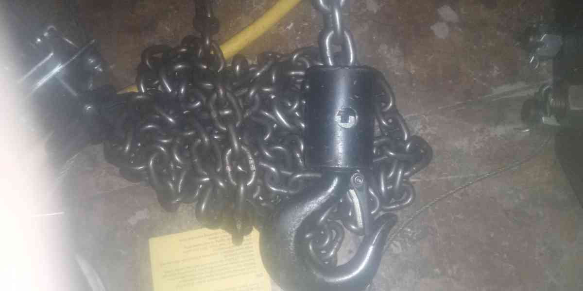 2 CM LODESTAR half ton 500kg max EACH