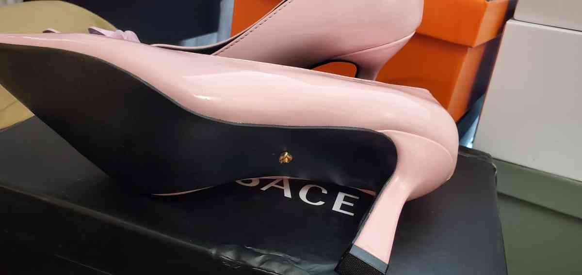 pointed Versace shoes