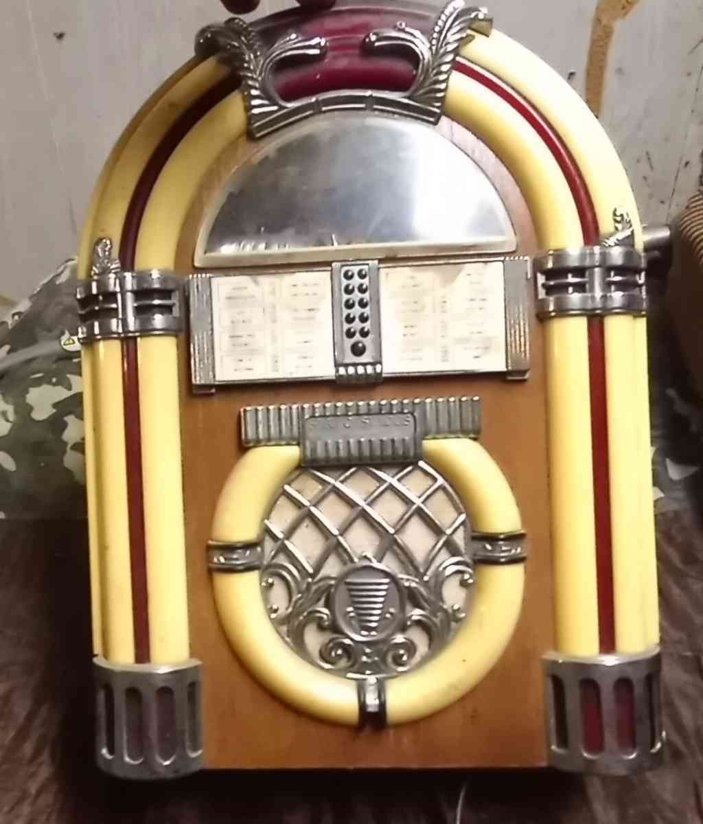 limited adition jukebox radio