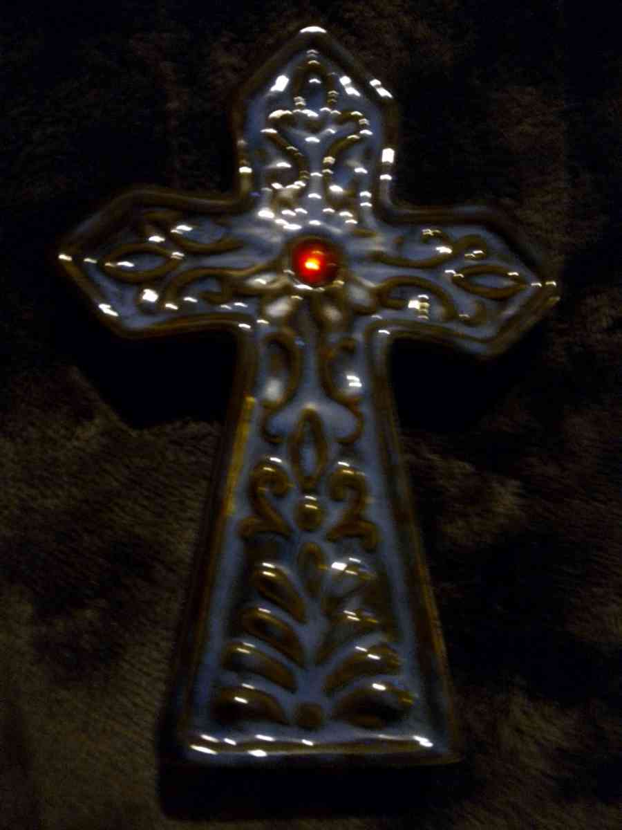 A pretty Designed Cross
