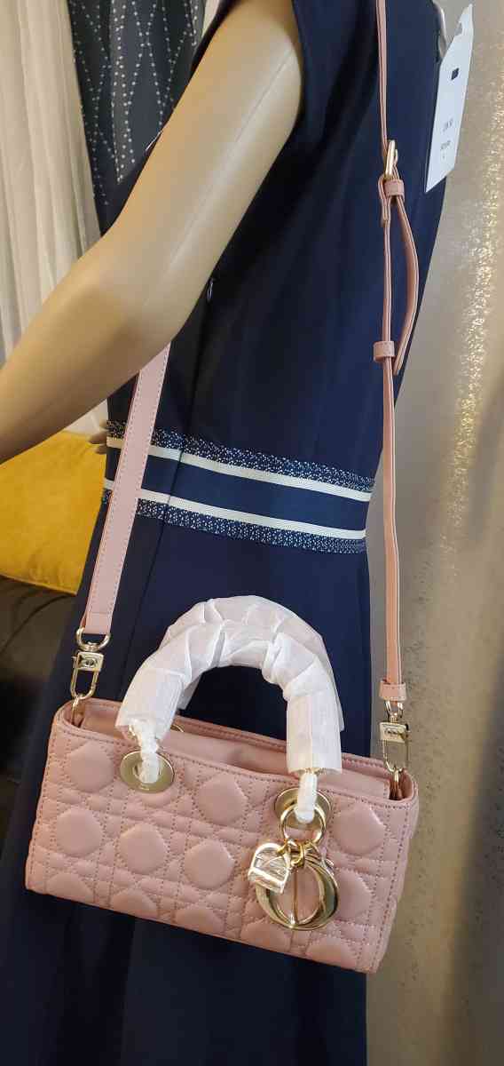 lady pink Dior bag