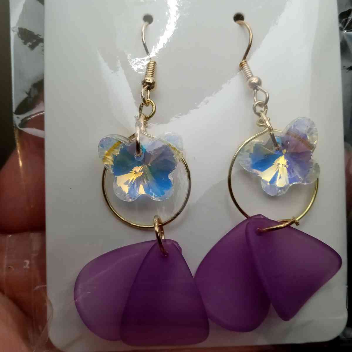 dangle earrings