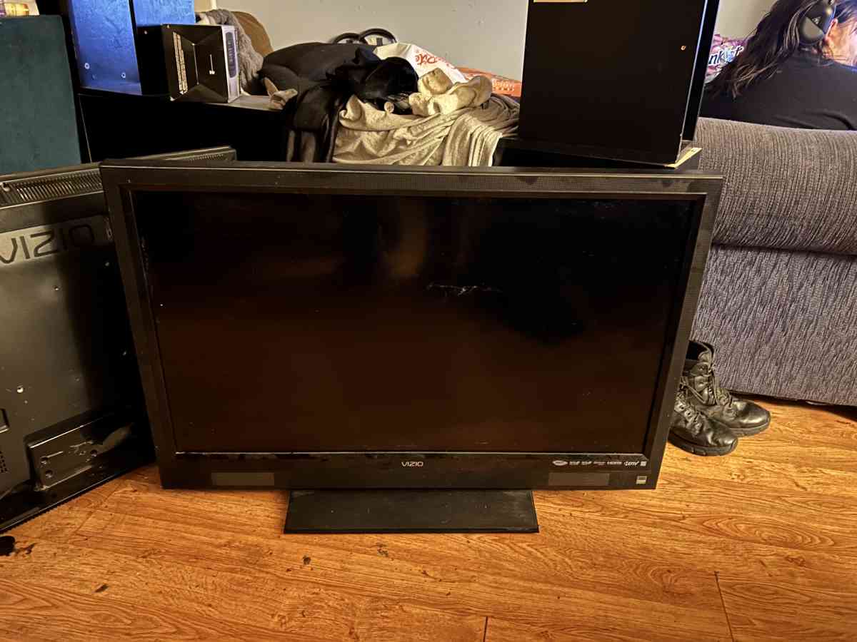 Vizio flatscreen TV 42 inch