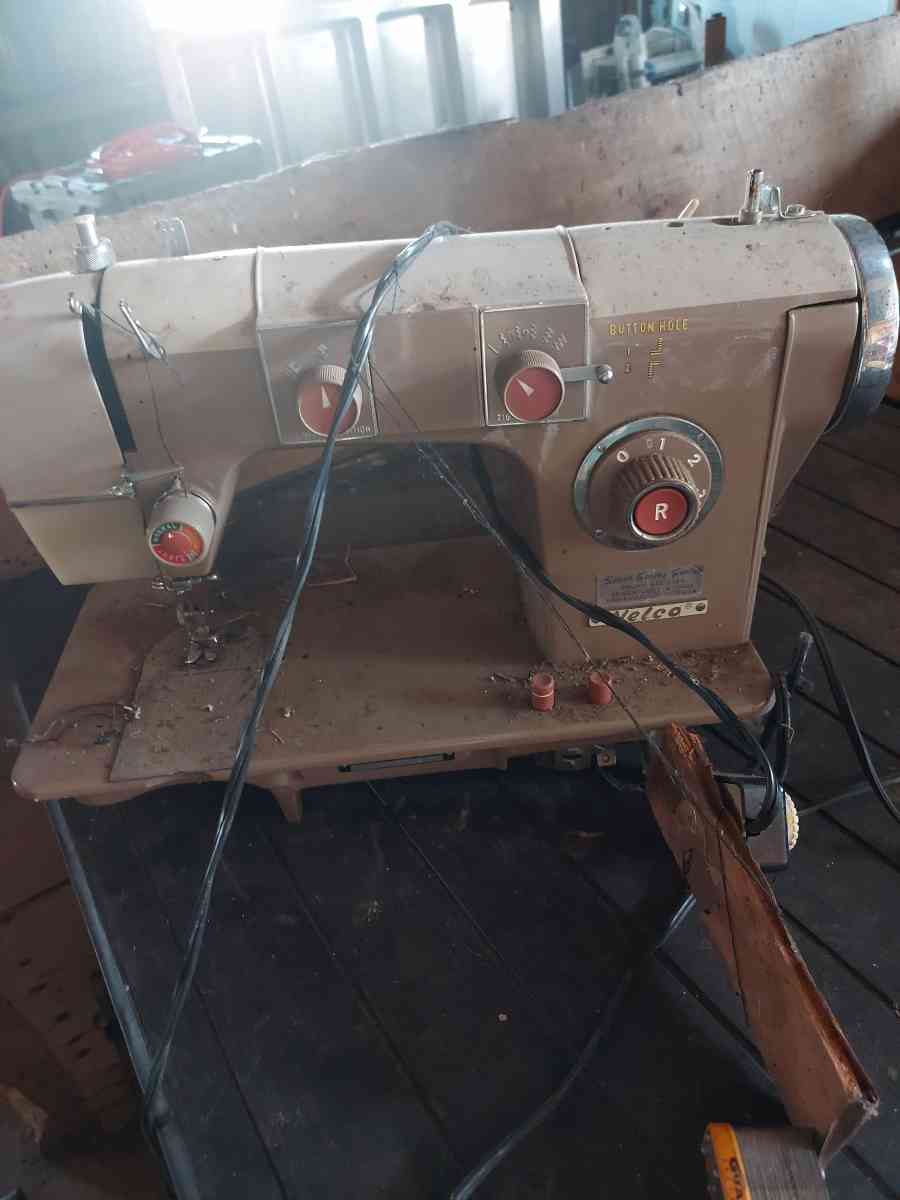 vintage Delco sewing  machine