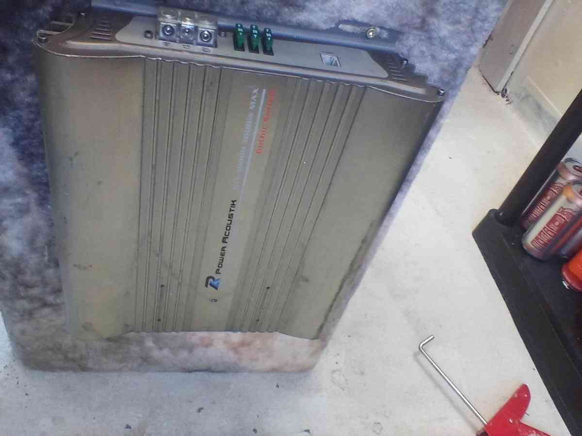 12 inch sub with a 3000 watt app