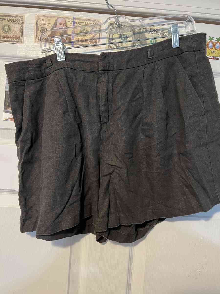 womens shorts size 12