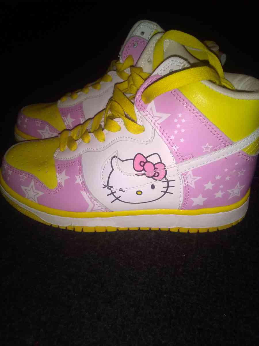 hello kitty nikes