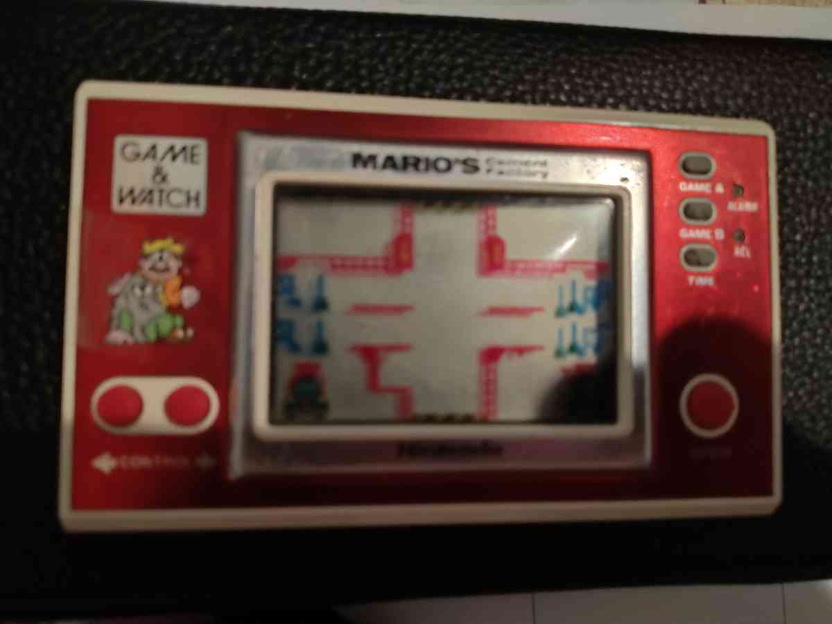 1983 MARIOS CEMENT FACTORY GAME 100 obo