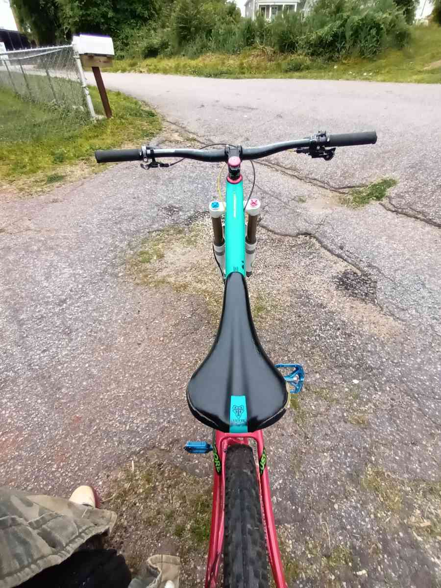 2016 giant reign advanced 1