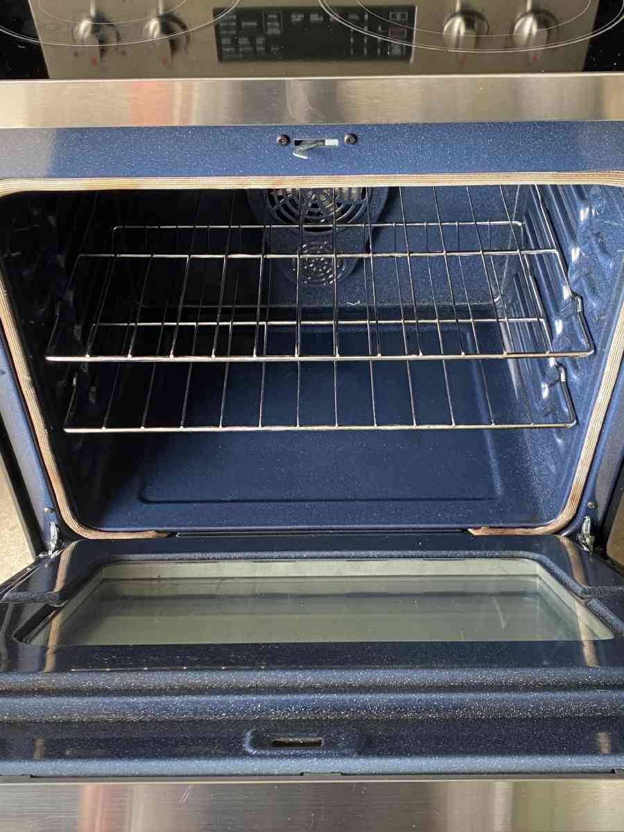 Samsung  stove 600 OBO