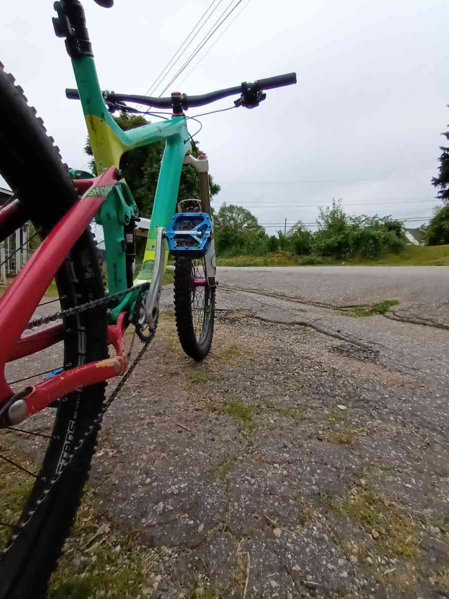 2016 giant reign advanced 1