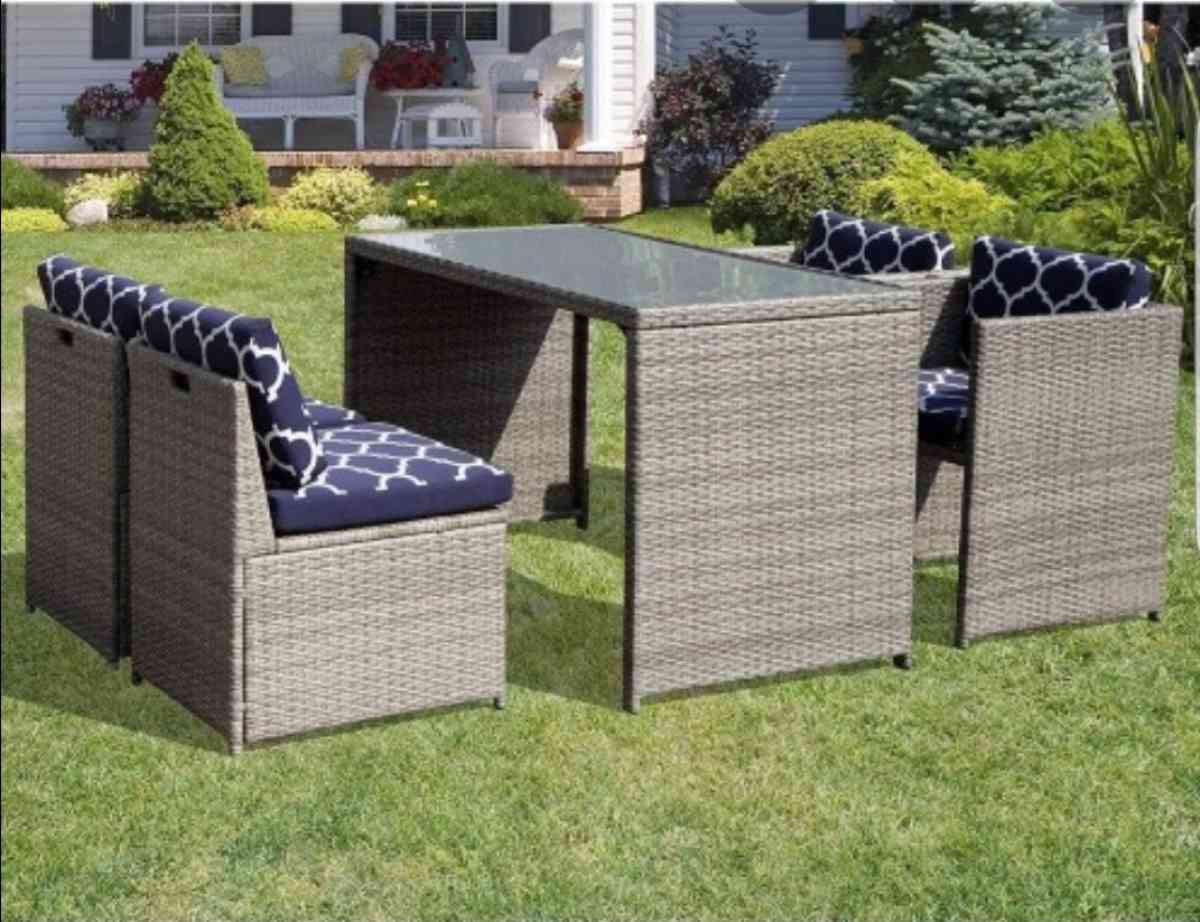 5pc outdoor patio dining set 4 chairs with 1 dining table