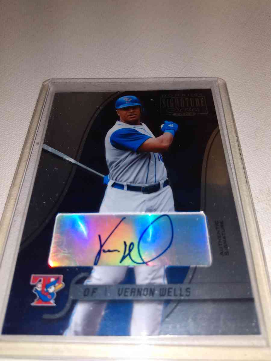 2003 donruss signature series Vernon Wells autograph