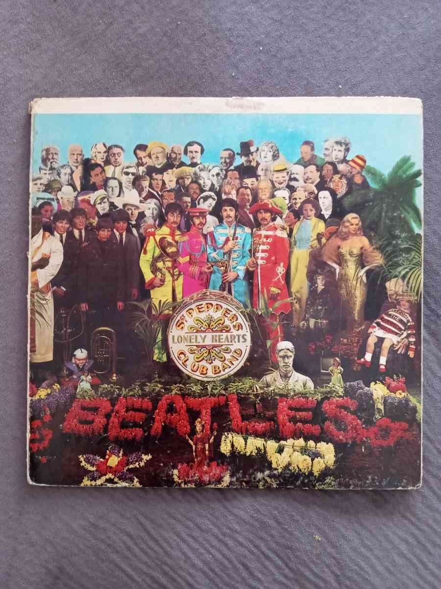1967 Beatles Sergeant Peppers Lonely Hearts Capitol Records