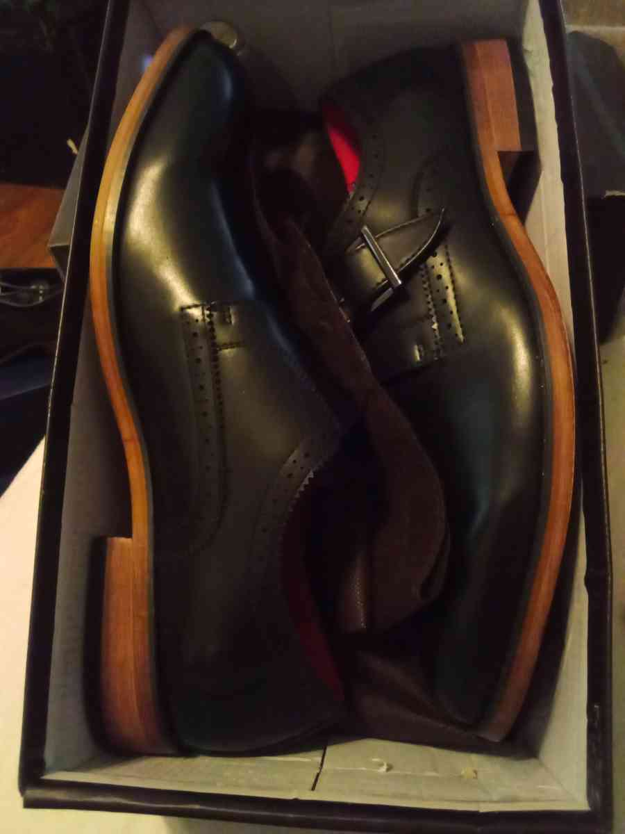 mens dress shoes