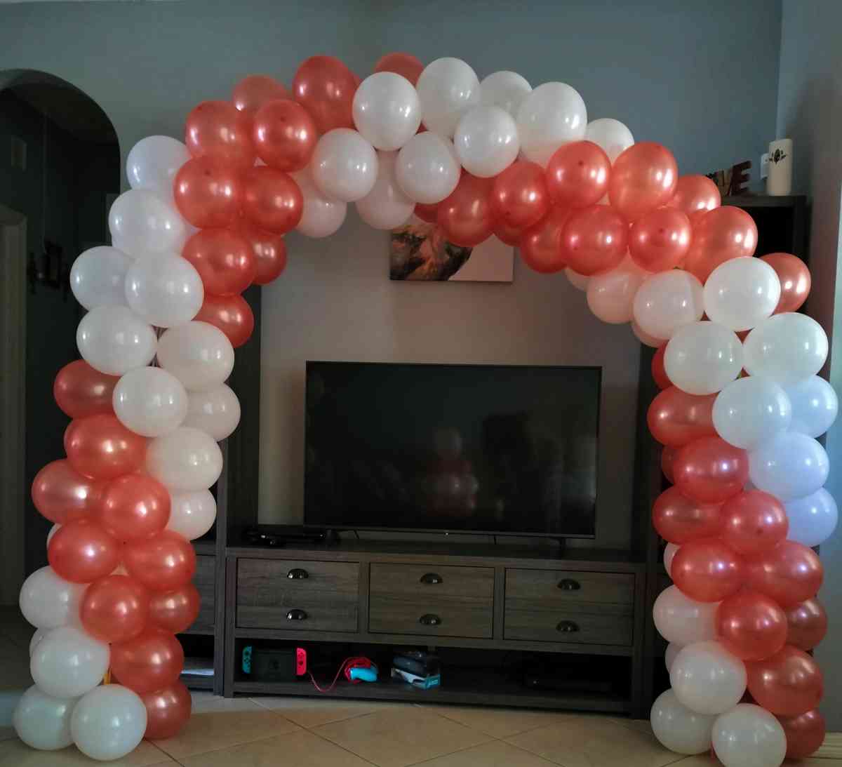 balloon party decor