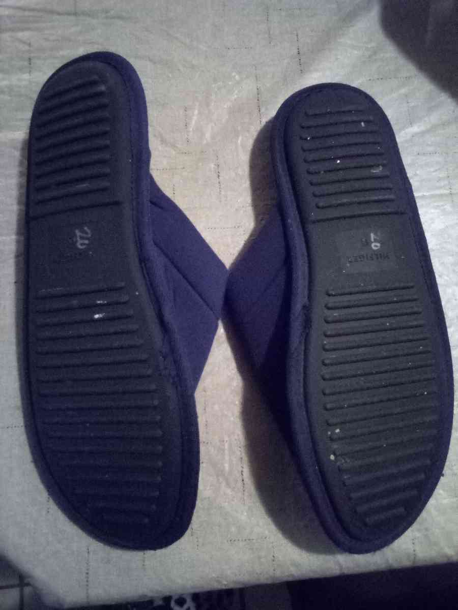 Canto slippers for men to size 12