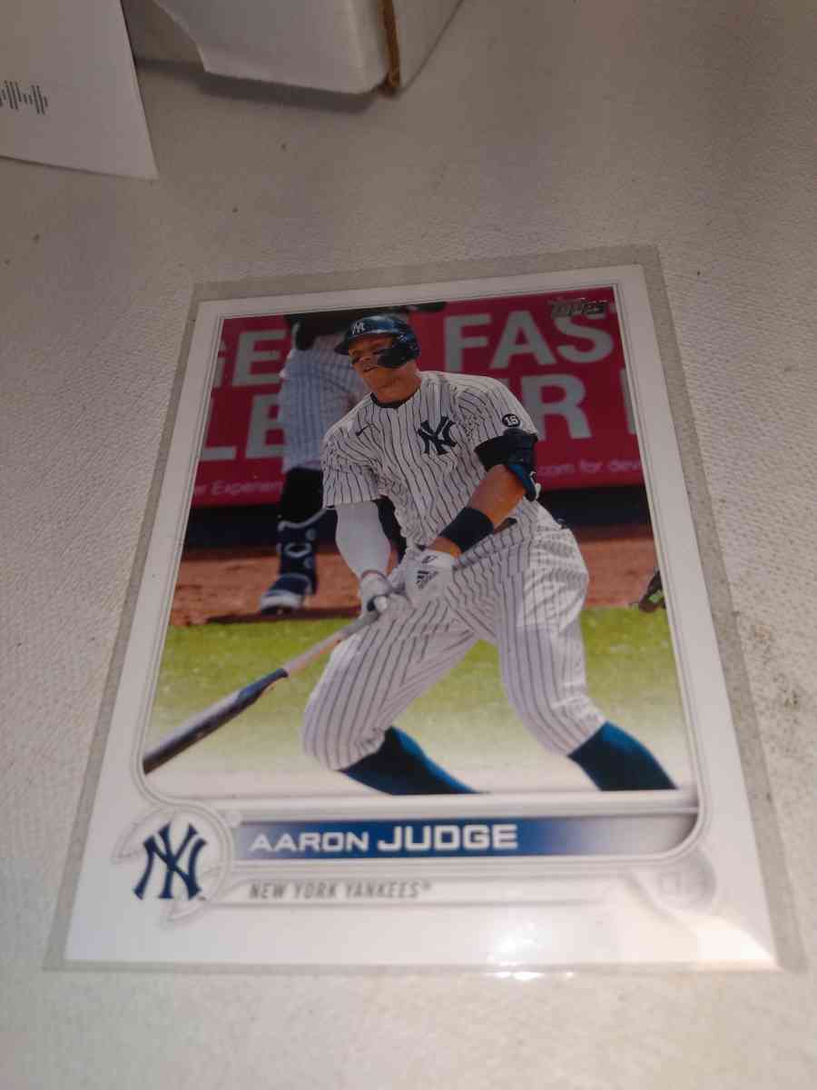 2022 Topps card number 99 Aaron judge