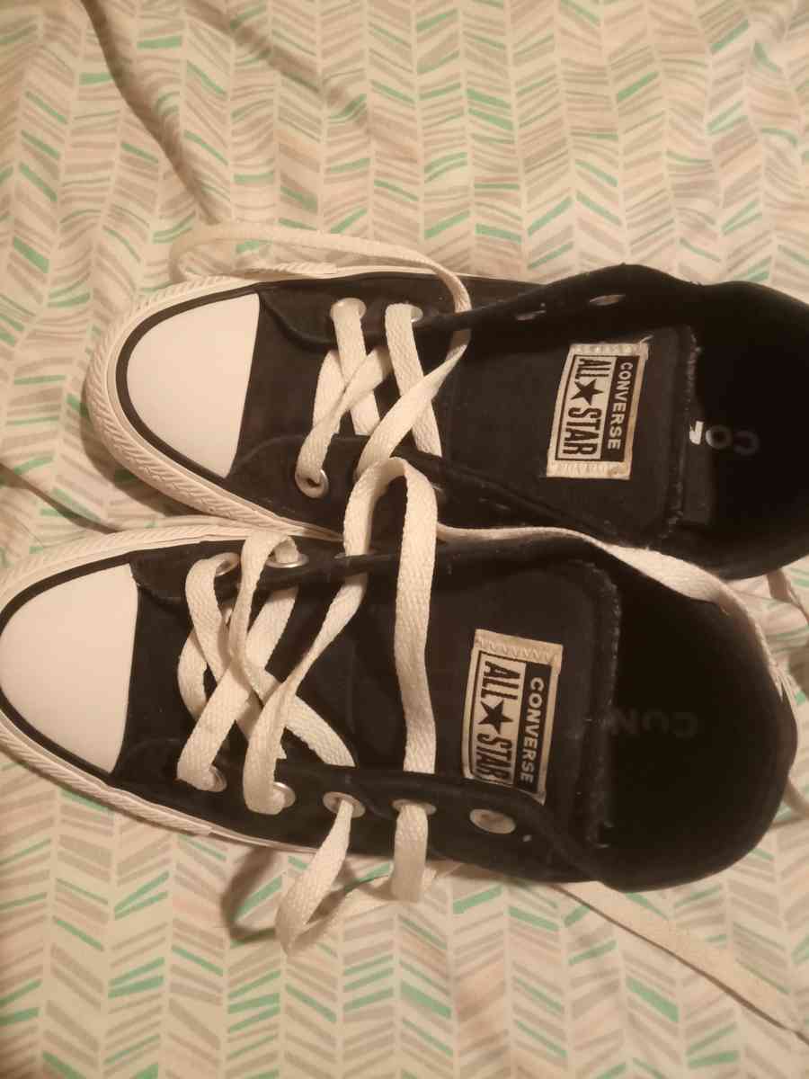 black and white converse