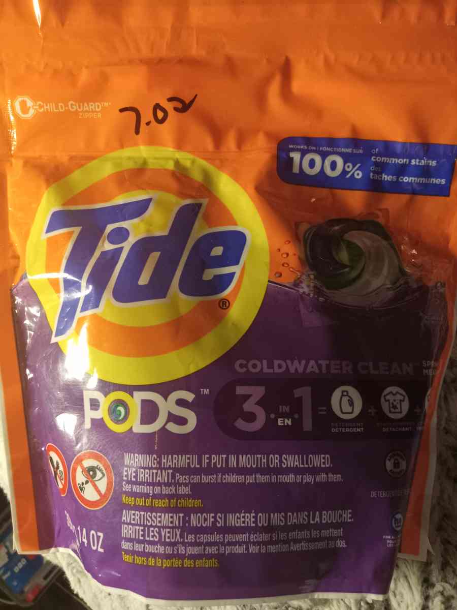 Tide pods laundry soap
