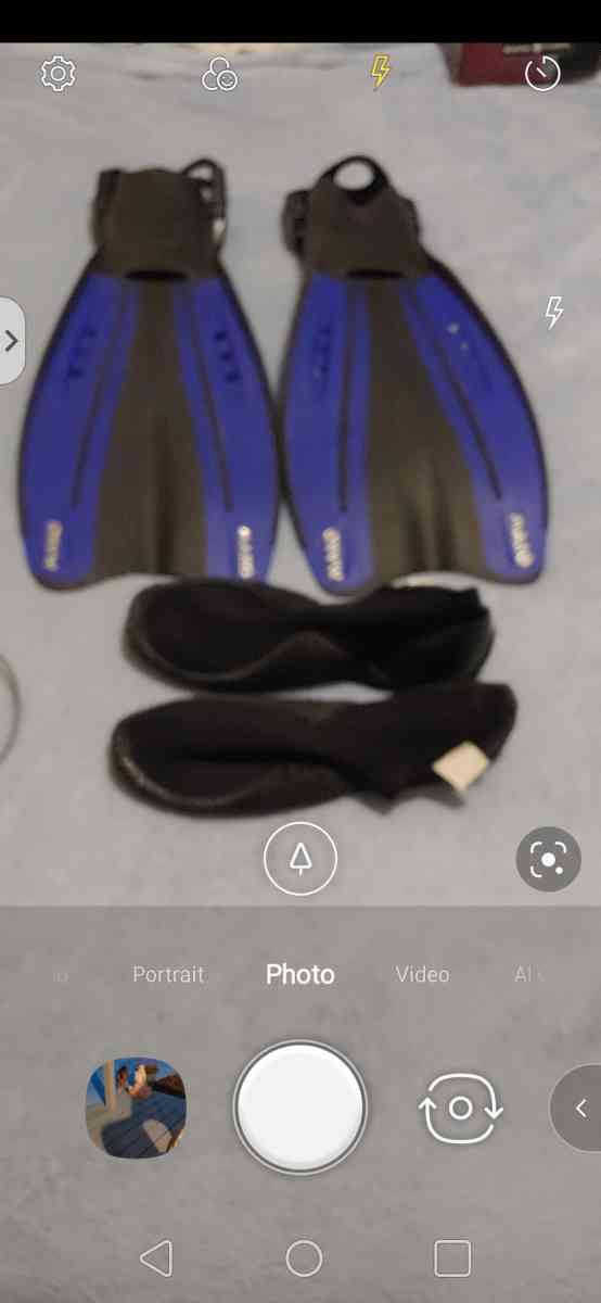 mens snorkeling gear one mask was 7500 never used Mako brand