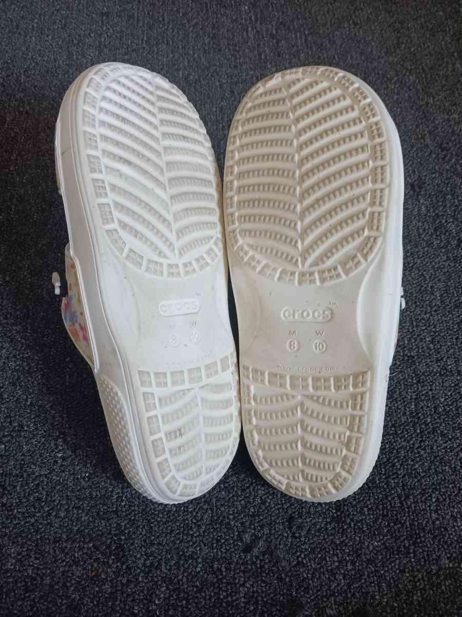 Crocs in White Splatter Paint Design