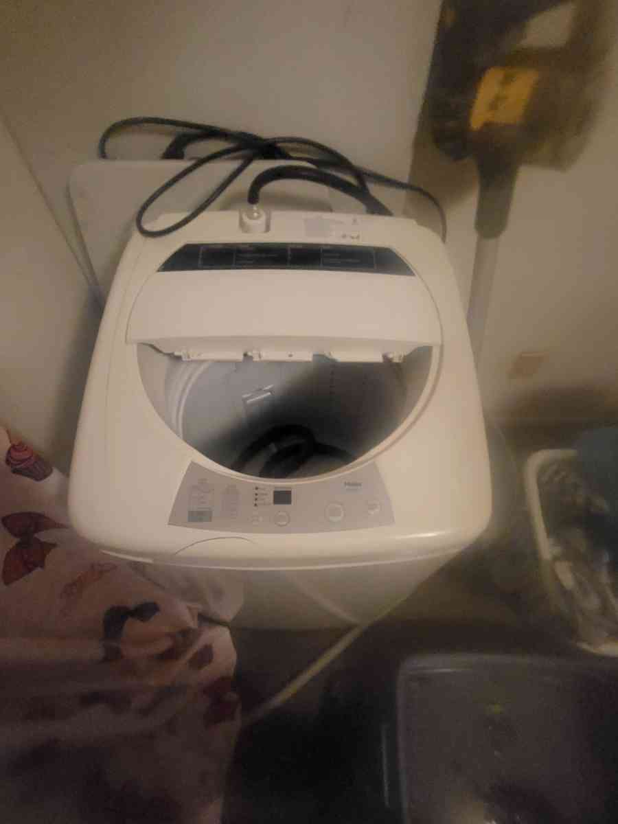 HAEIR GIANT SIZE PORTABLE WASHING MACHINE