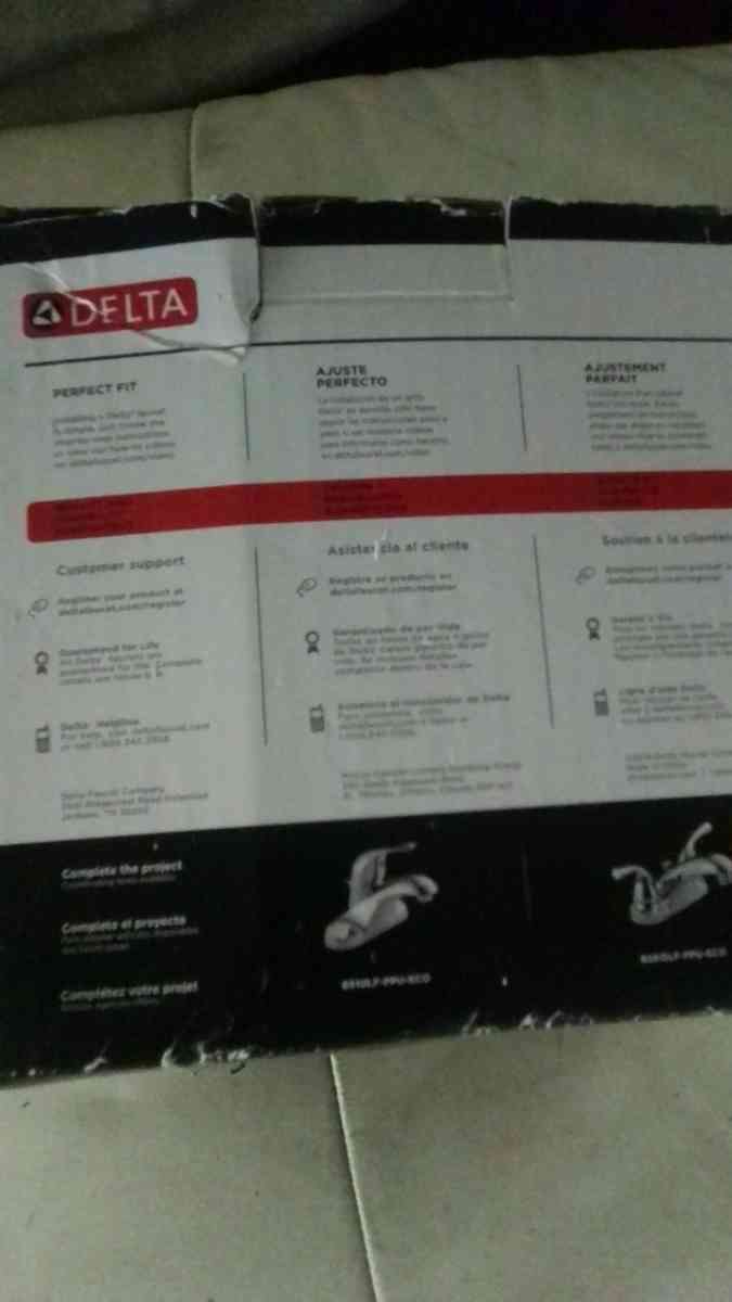 Delta foundation faucet