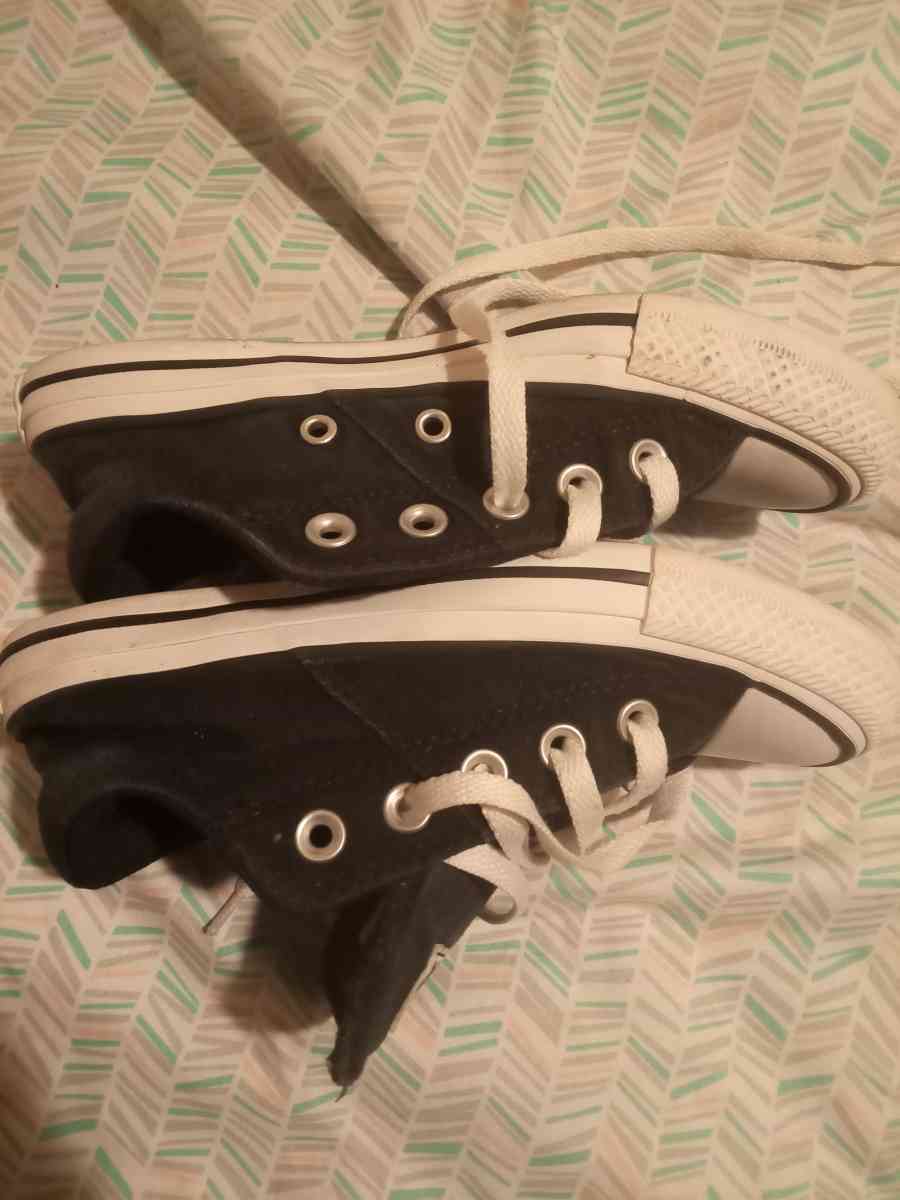 black and white converse