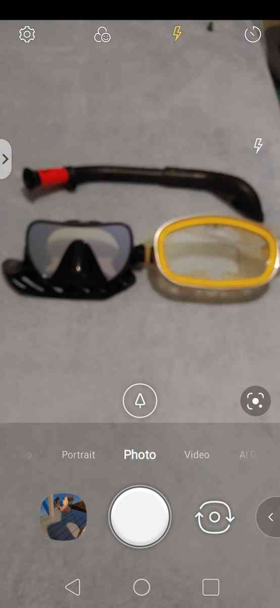 mens snorkeling gear one mask was 7500 never used Mako brand