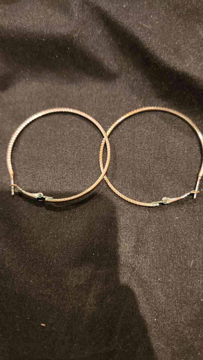Hoop Earings
