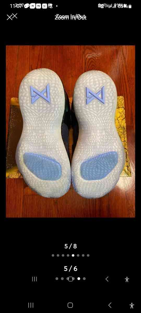 Nike Playstation Style AT7815002AT7816002 size 10