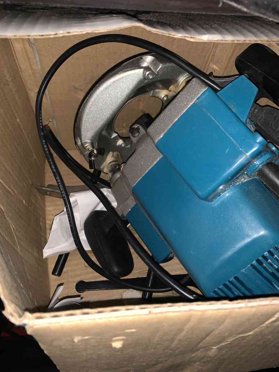 Brand New router  never been used in the box