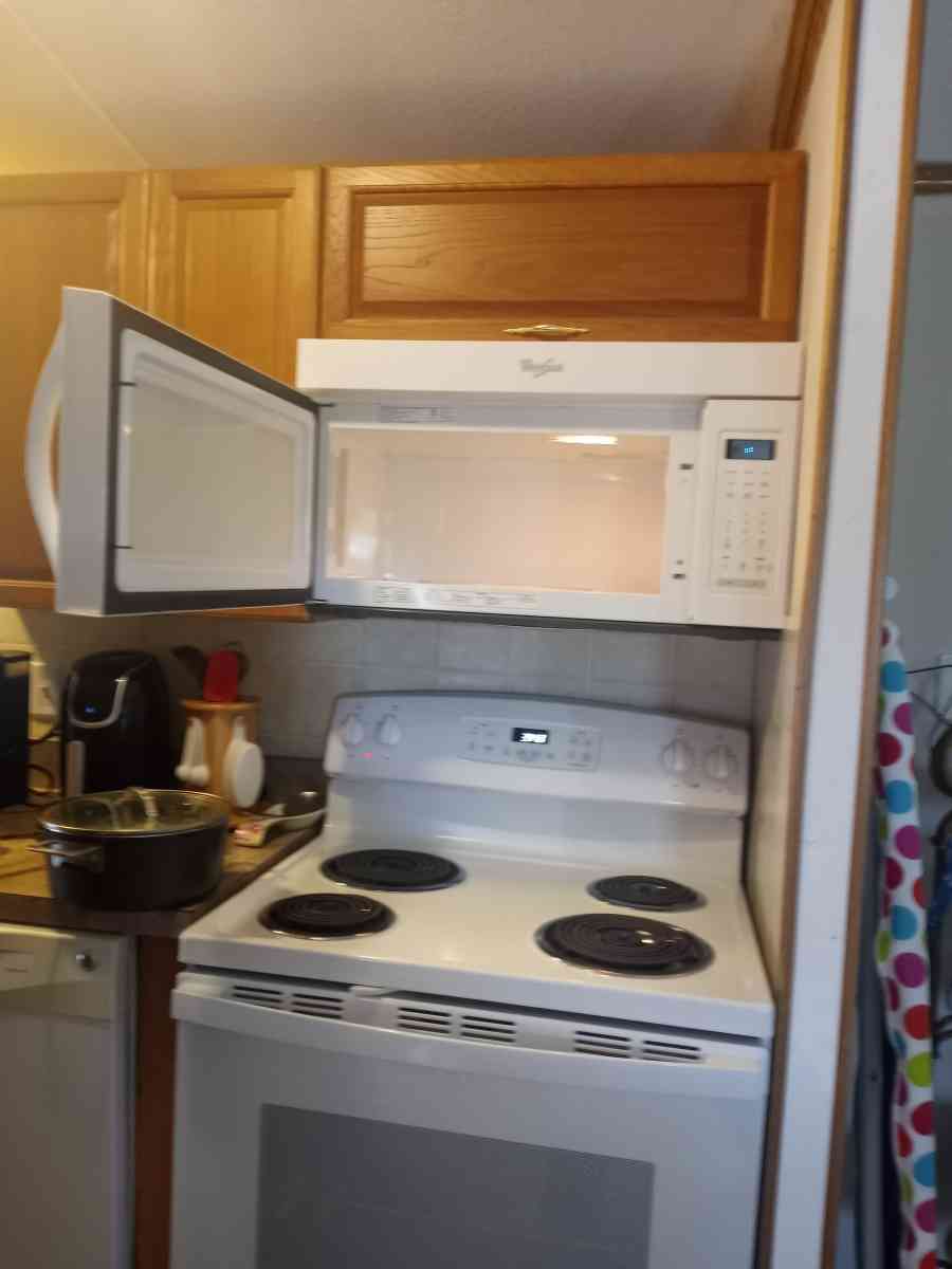 electric stove and microve hotpoint