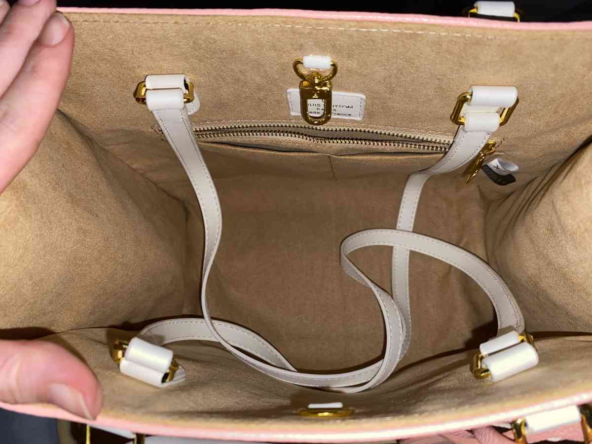 LV Crossbody On The Go