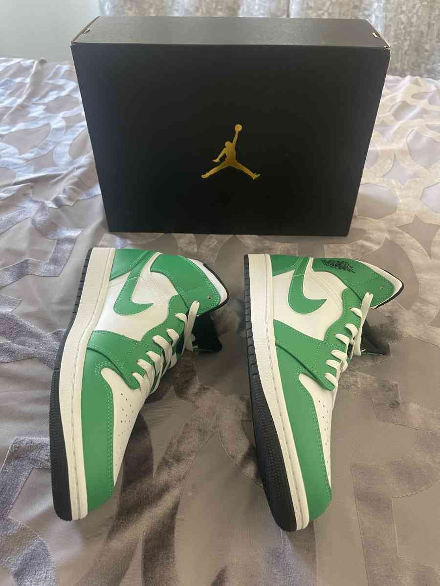 Air Jordan 1 Mid