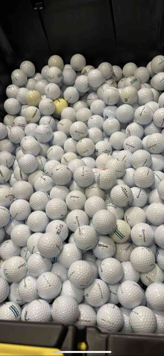 bundle of golf balls