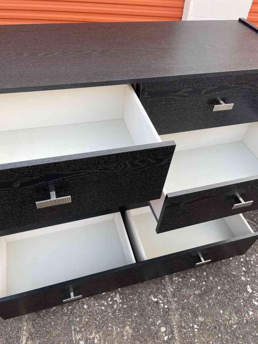 3 Piece Bedroom Furniture Set made in Italy