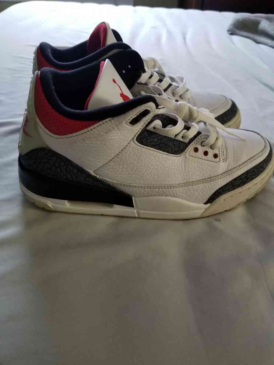 Air Jordan Retro 3s