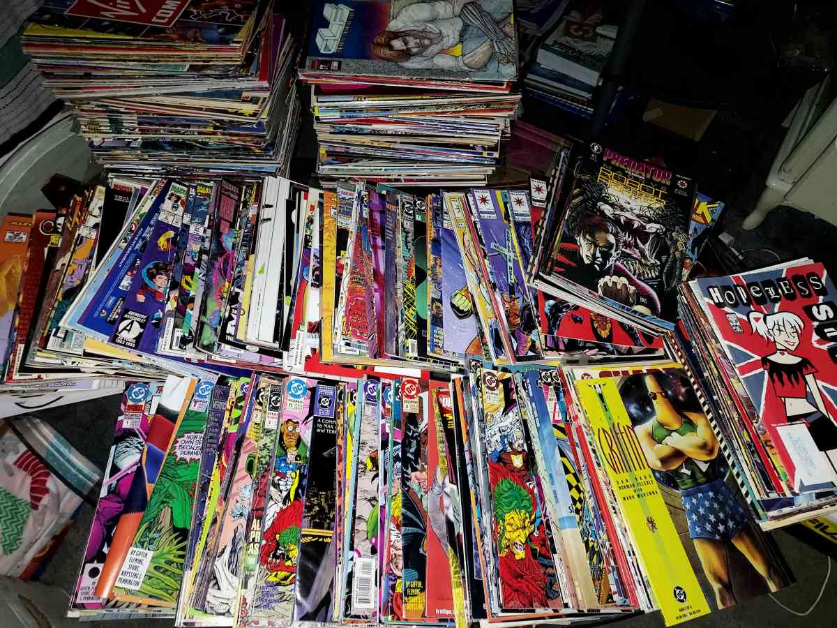 over 500 plus comic book collection new condition80s and 90s