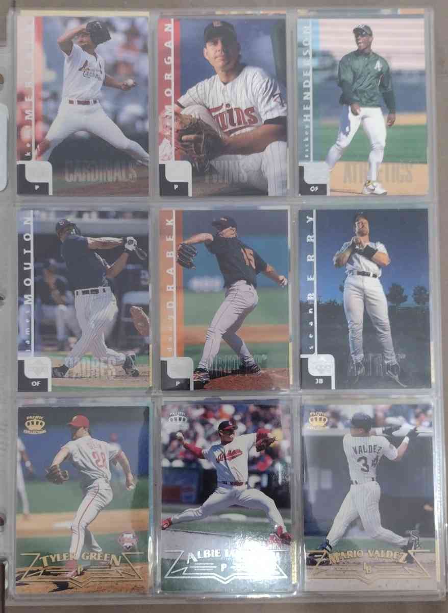 lot of 54 raw baseball cards