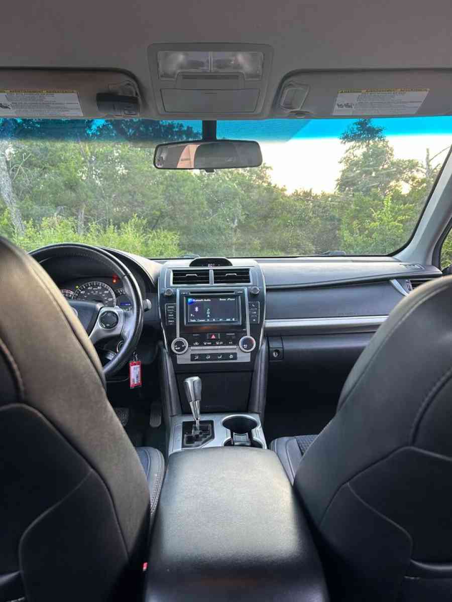 2013 Toyota Camry Luxury Edition