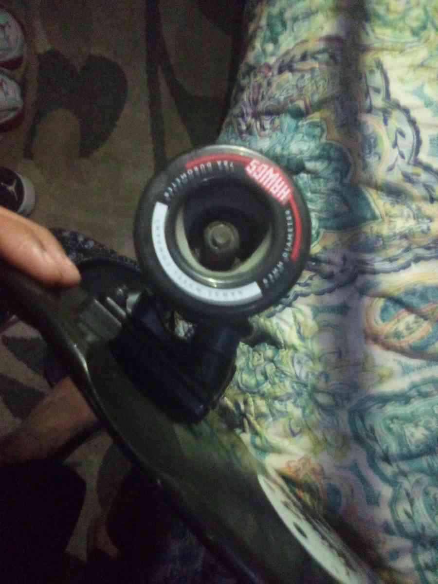 landyachtz skateboard