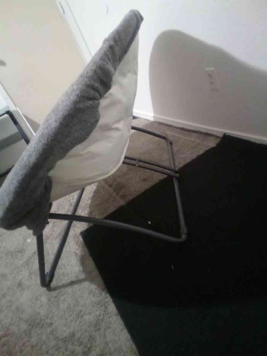 Two seater folds up and easy to wash couch