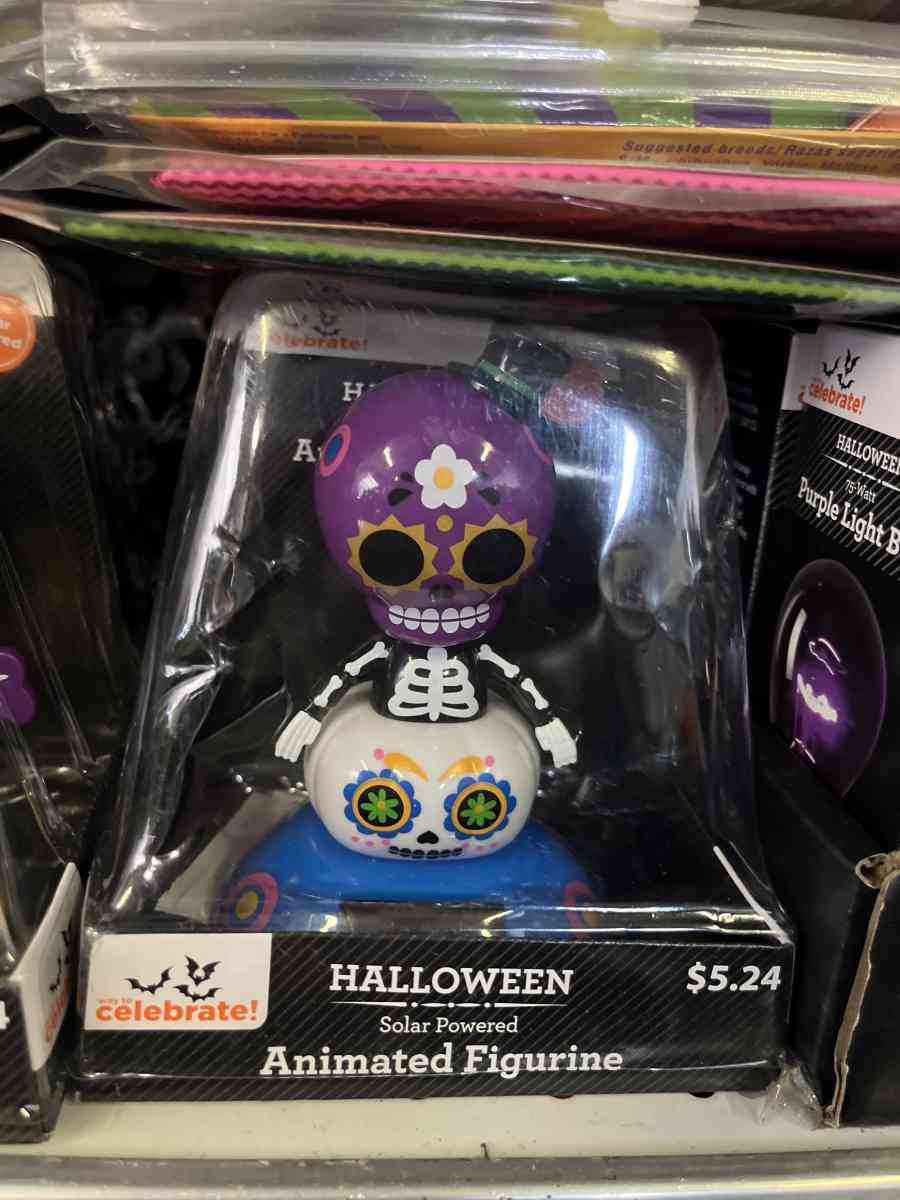 HALLOWEEN Solar Powered Animated Figurine
