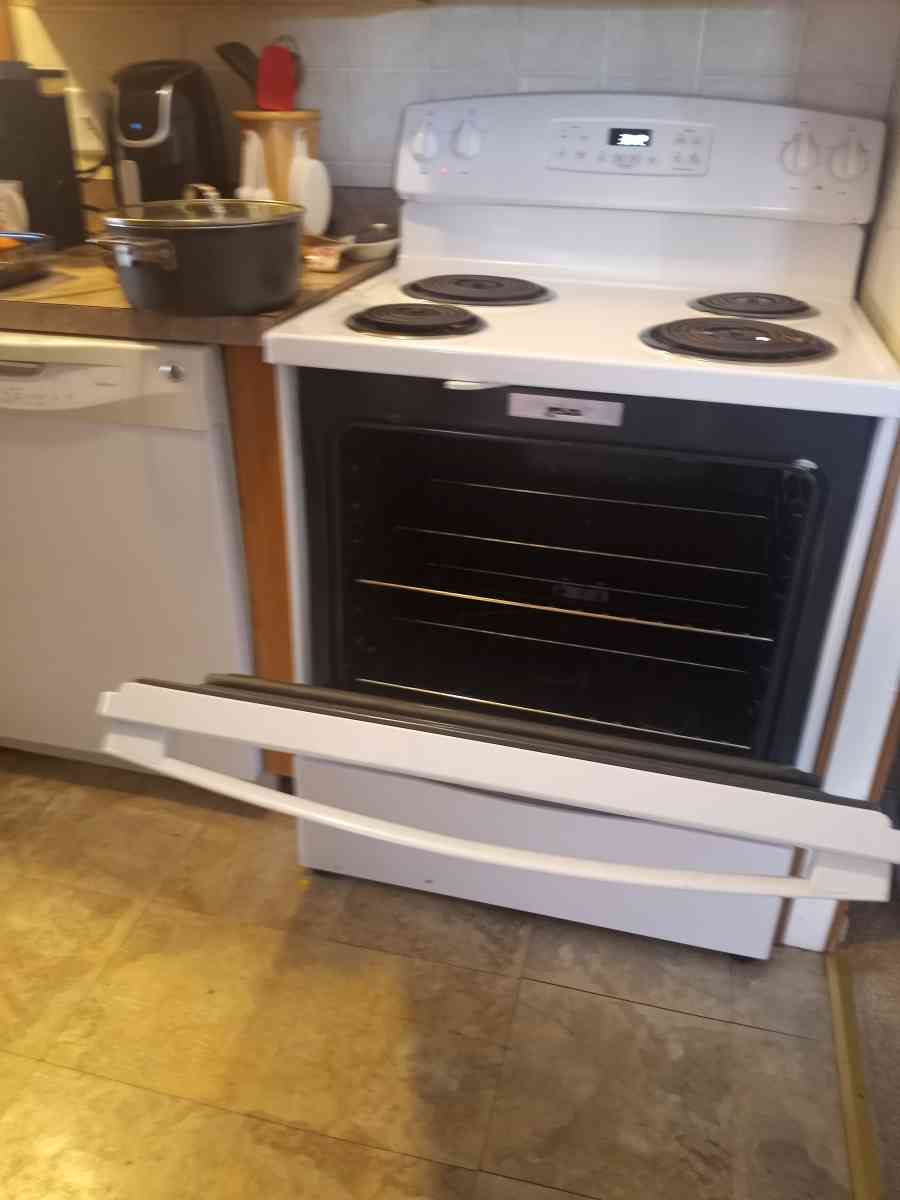 electric stove and microve hotpoint