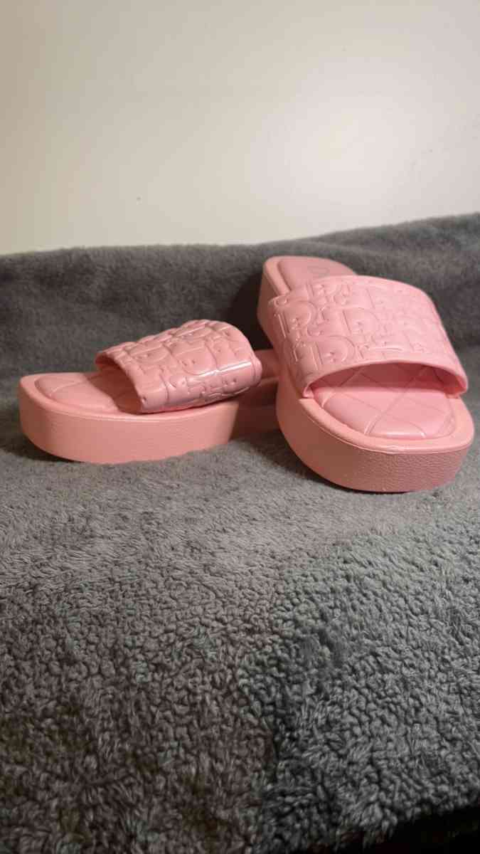 pink Dior sandals size 8