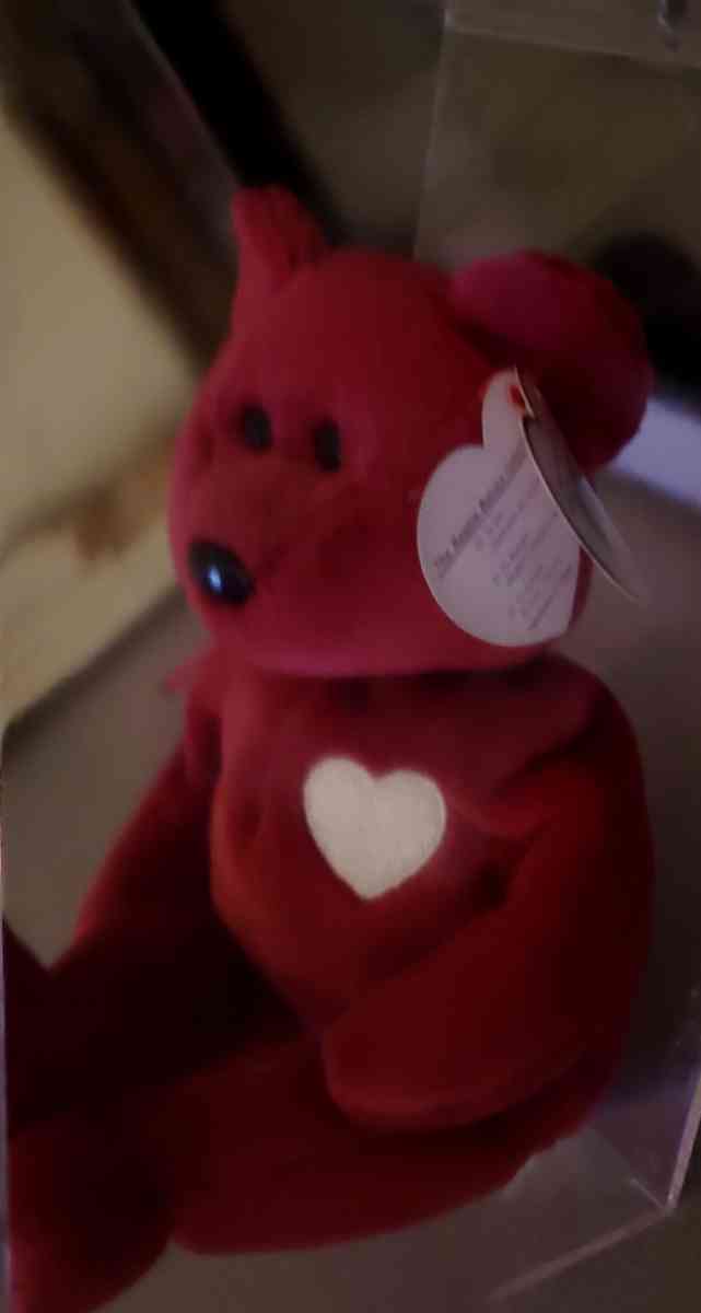 Vintage Collectible Original Ty Beanie Baby Valentina bear